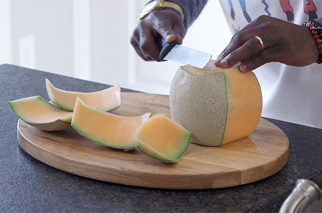Quick Tip - Cutting Cantaloupe