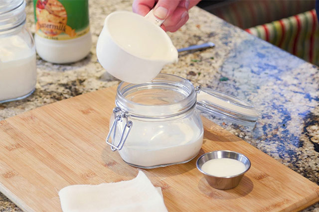 Quick Tip - Homemade Cr&egrave;me Fra&icirc;che