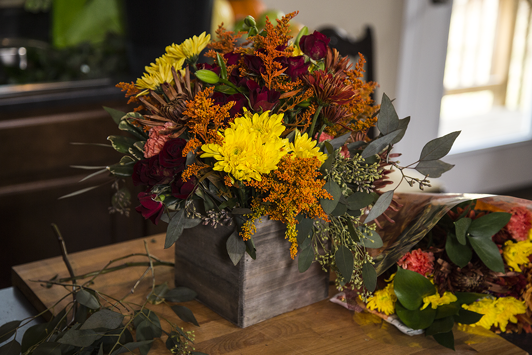 Ingles Table Peggy Bussey Thanksgiving Arrangement
