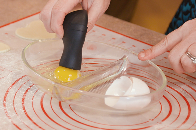 Quick Tip - Separating Egg Yolks &amp; Whites